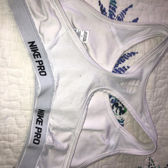 White Nike Sports Bra - Picture 2 of 3